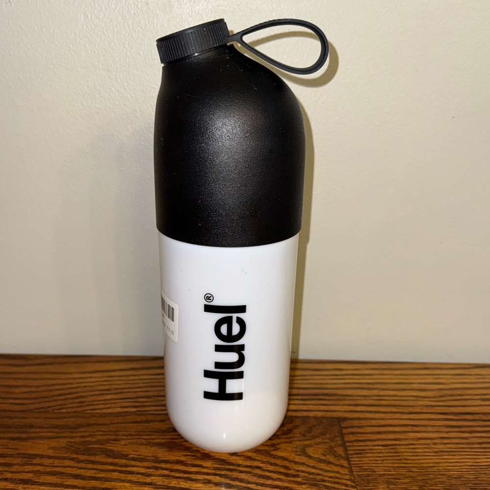 Huel Last Fuel Scoop Travel Shaker Water Bottle 17oz